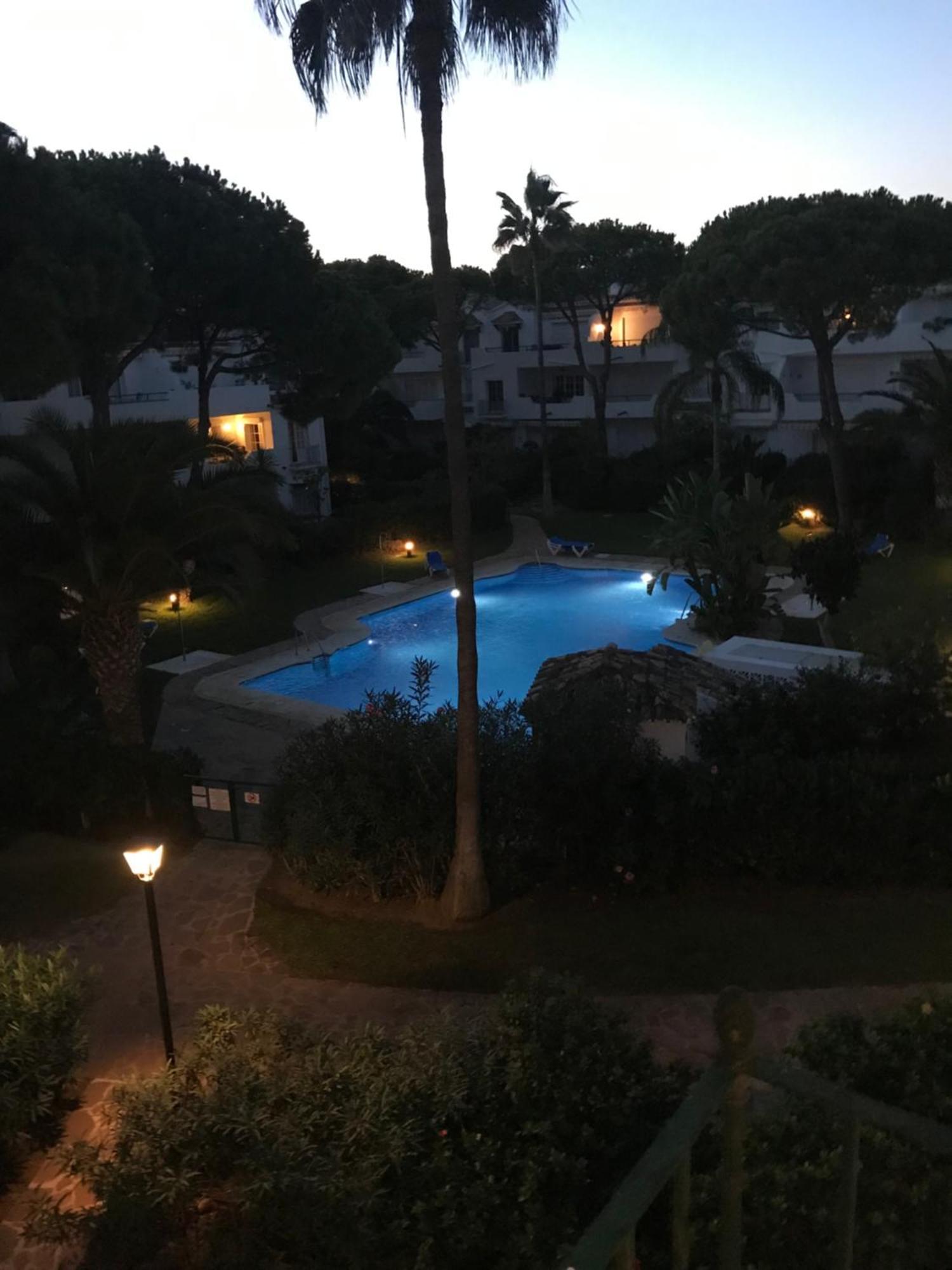 埃斯特波纳Life El Presidente Penthouse Pool View公寓 外观 照片